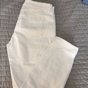 NWOT Loft White skinny ankle jean